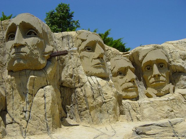 LEGO model of Mount Rushmore