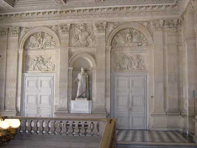 The Prince's Staircase is also nicely done